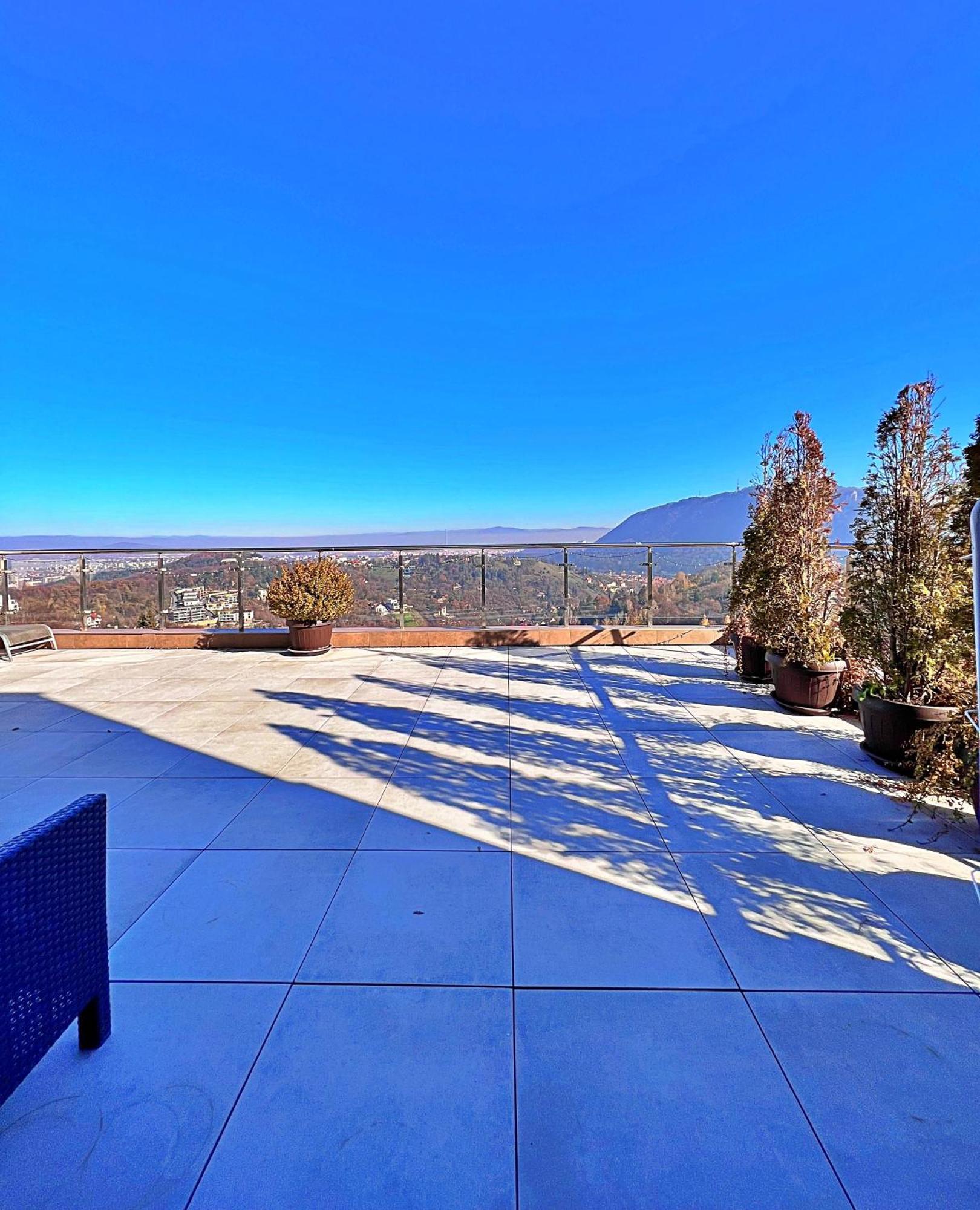 Coroni Seasons Apart With Panoramic View ブラショフ エクステリア 写真